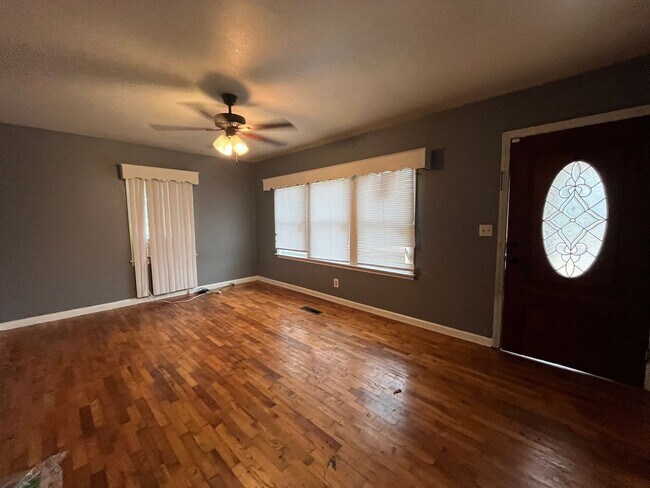 Foto del edificio - 2 Bedrooms, 1 Bathroom - Home in West Rome!