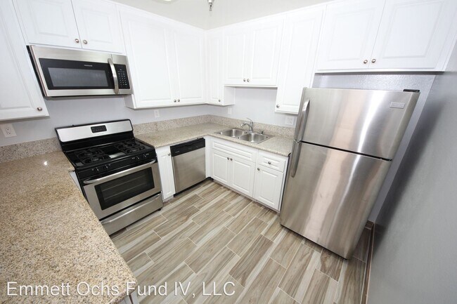 Building Photo - 7140 Flight Ave