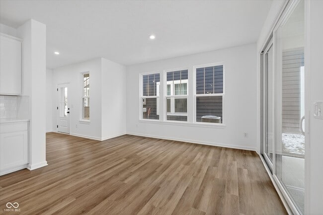 Building Photo - 15994 Meadow Frost Ct