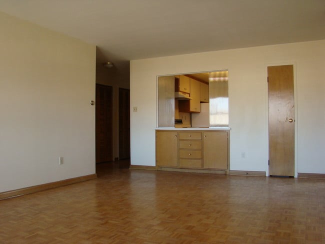 Building Photo - Villager Apartments