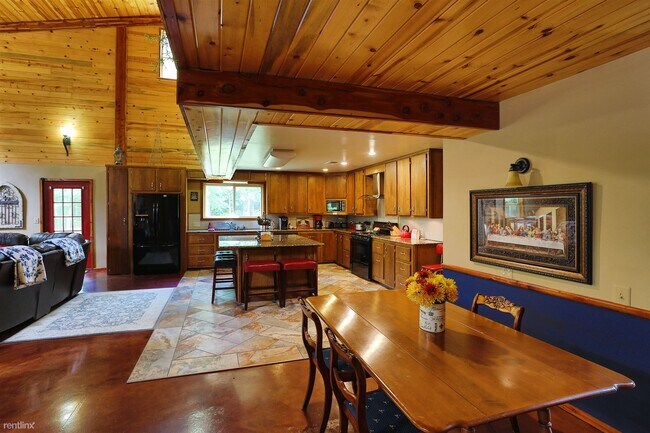 Building Photo - 5 br, 5 bath House - 1083 N 4290 Road