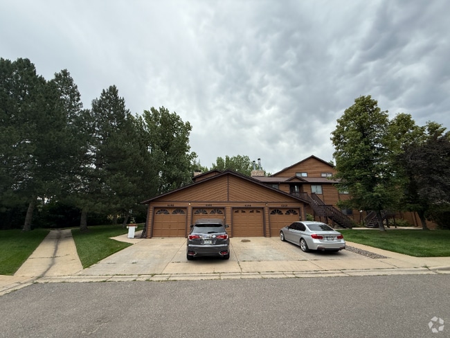 Building Photo - 6262 Willow Ln