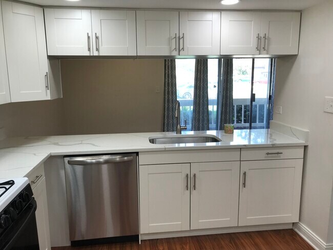 Foto del edificio - 15817 Orlan Brook Dr