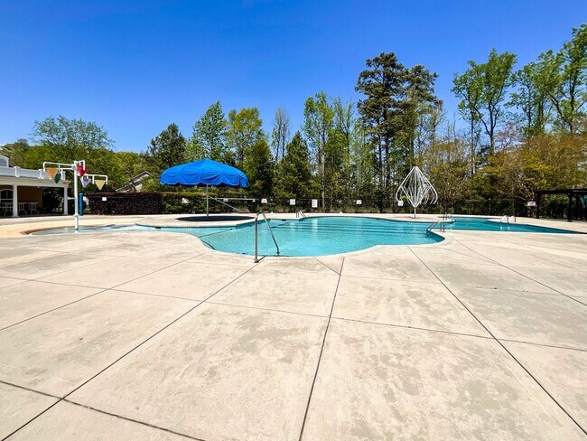 Building Photo - STUNNING 3 BEDS | 2.5 BATHS RENTAL HOME IN...