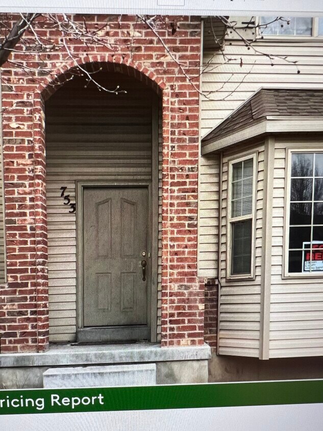 Building Photo - 753 E 60 S