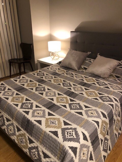 Bedroom - 230 E Ontario St