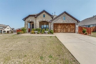 Building Photo - 3630 Pendleton Ct