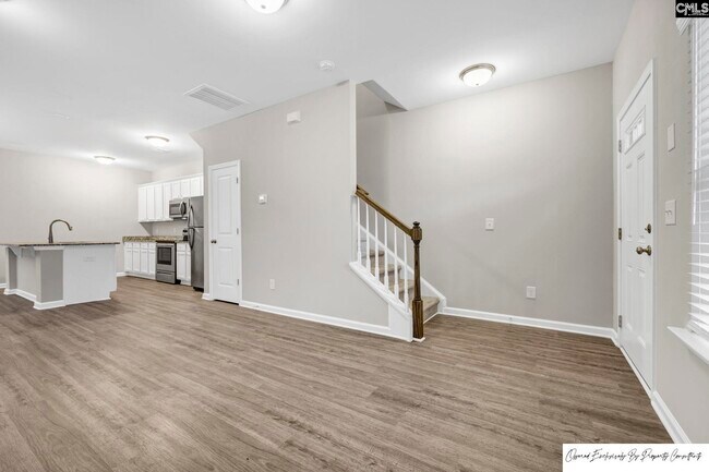 Foto del edificio - 135 Hunters Grove Dr