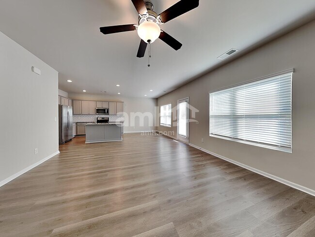 Foto del edificio - 222 N Fortune Way