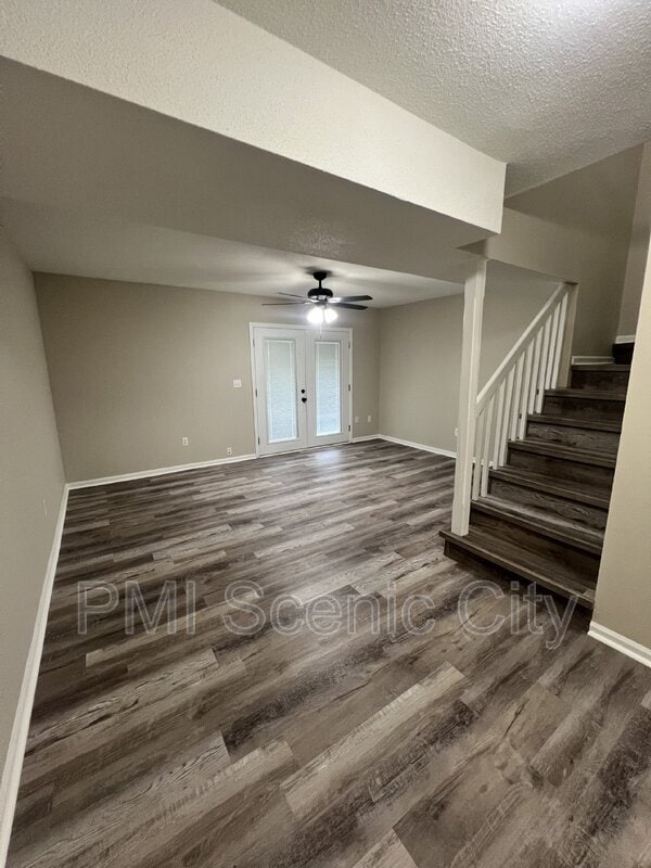Building Photo - 1430 Stratton Pl Dr