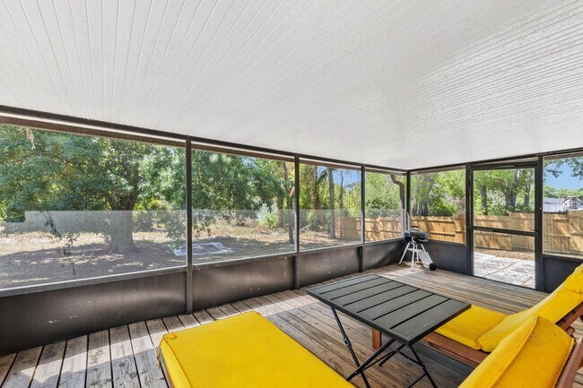 Foto del edificio - 7694 Indian Ridge Trail S