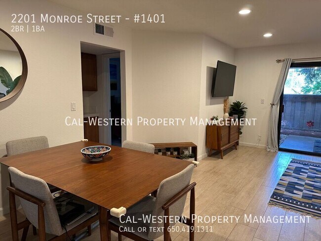 Building Photo - 2201 Monroe St