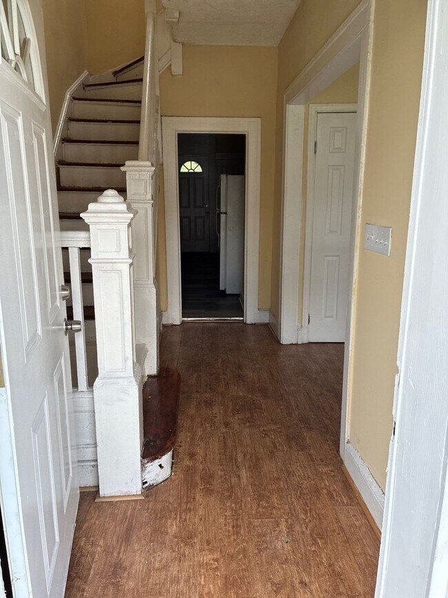 Building Photo - 3BR Baltimore Home with Granite Counters & Finished Basement