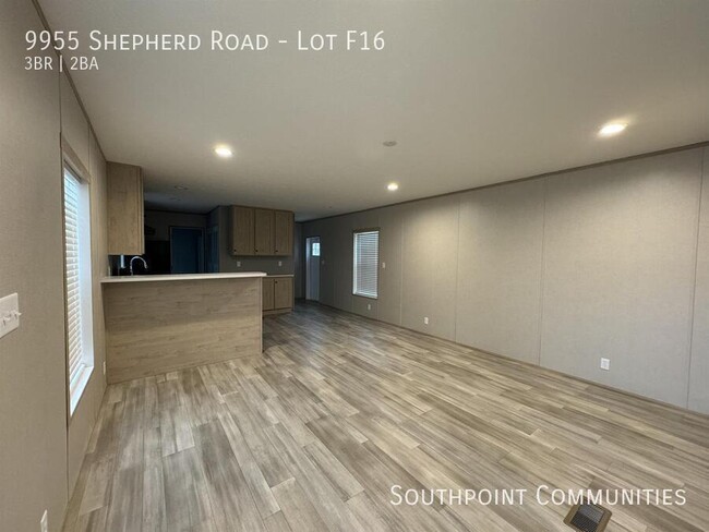 Foto del edificio - 9955 Shepherd Rd