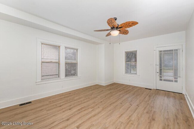 Foto del edificio - 4806 Peachtree Ave