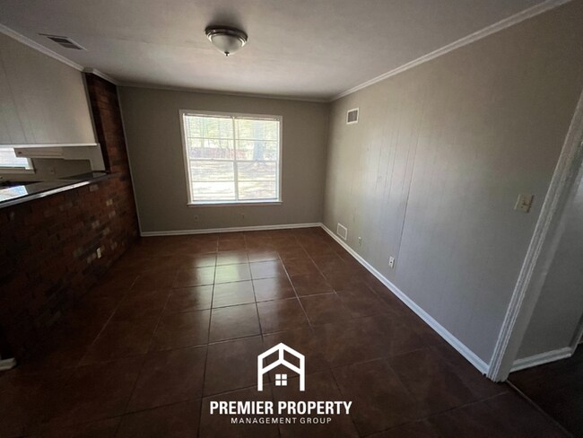 Foto del edificio - 5435 Whitworth Rd