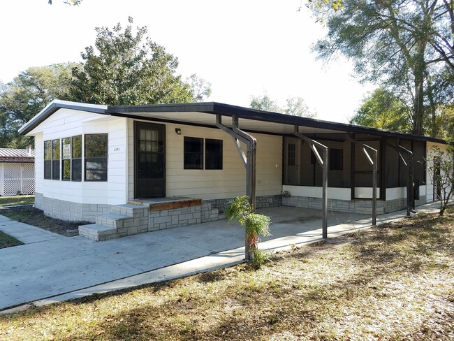 Building Photo - 6542 SE 111th Pl