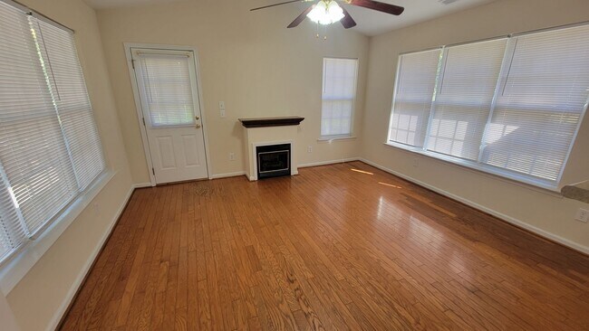 Foto del edificio - Located about 5 minutes from Wingate Unive...