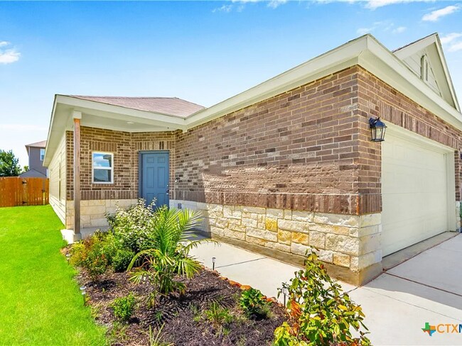 Building Photo - 295 Rolling Hls