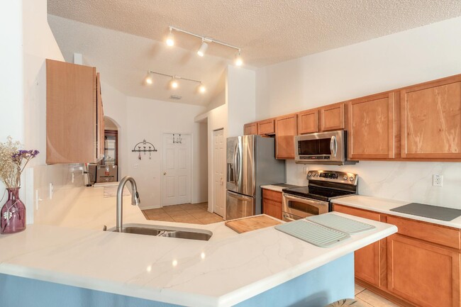 Building Photo - 46 Pickering Dr