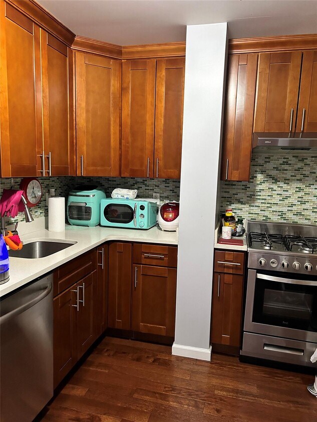 Foto principal - 149-06 Northern Blvd