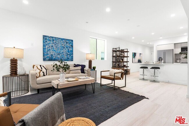 Foto del edificio - 11620 Chenault St