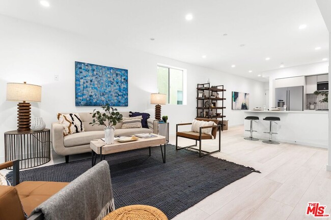 Foto del edificio - 11620 Chenault St