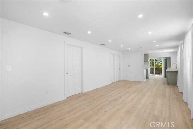 Foto del edificio - 10607 Whitegate Ave