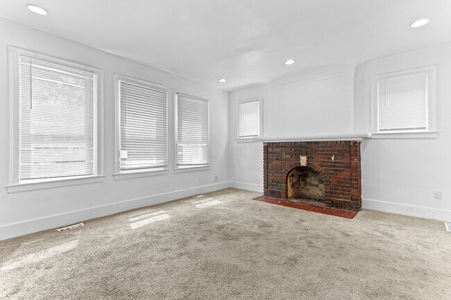 Foto del edificio - 2964 Leslie St