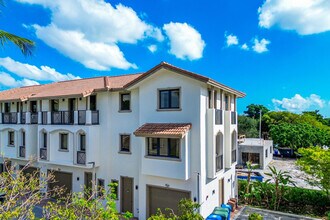 Building Photo - 456 NW 41st St