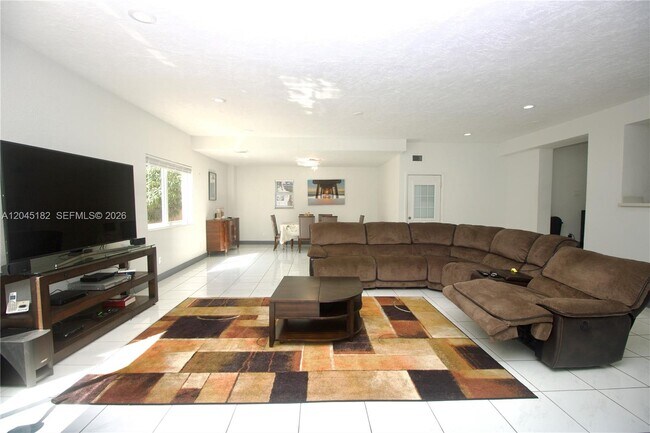 Foto del edificio - 14431 NW 15th Dr