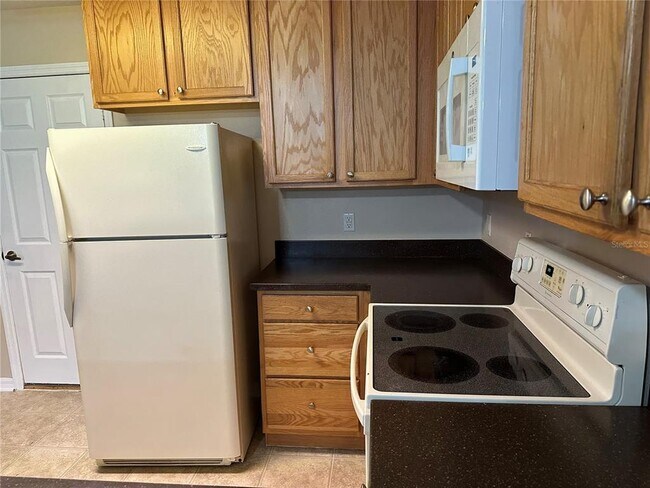 Foto del edificio - 295 Sterling Springs Ln
