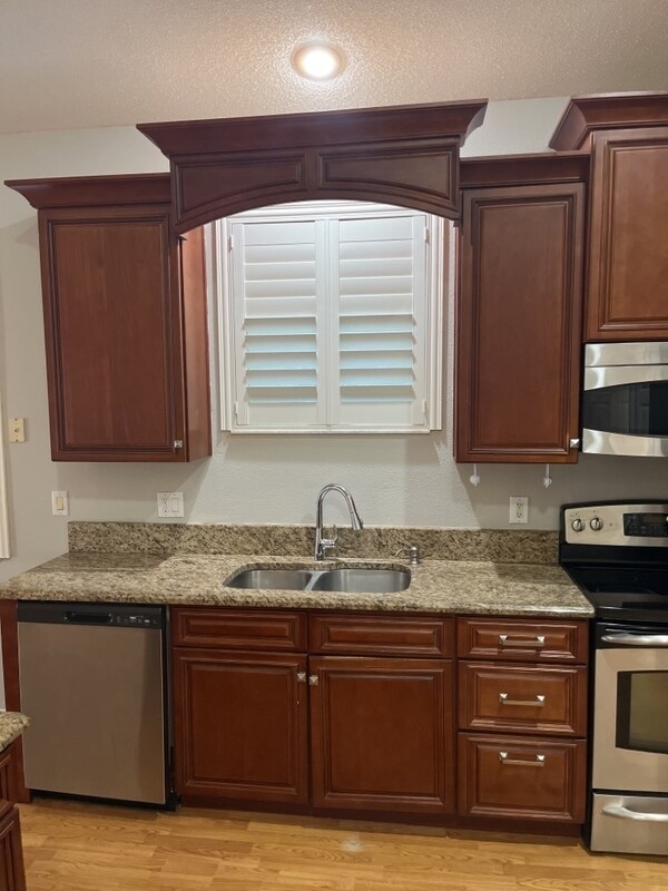 Foto del edificio - 1840 The Oaks Blvd