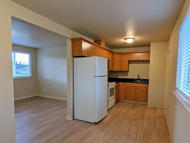 Foto del edificio - MOUNTAIN HWY E