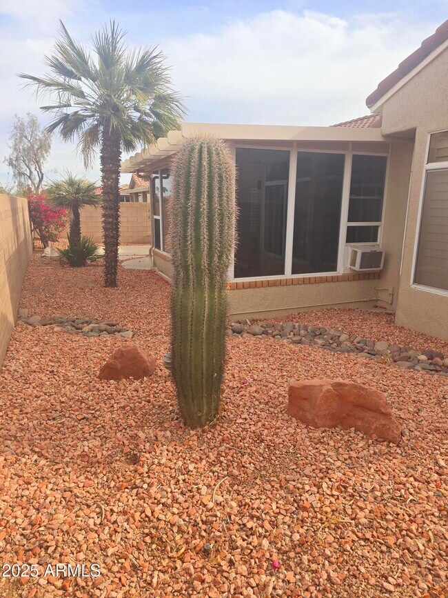 Foto del edificio - 13636 W Antelope Dr