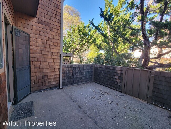 Foto del edificio - 3 br, 2.5 bath House - 490 Fulton Street