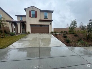 Building Photo - 2315 Powell Dr