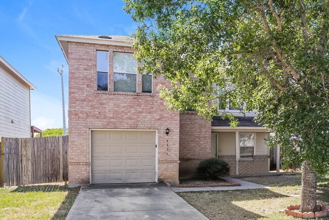 Building Photo - 8434 Adams Hill Dr