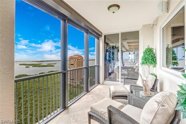 Foto del edificio - 4875 Pelican Colony Blvd