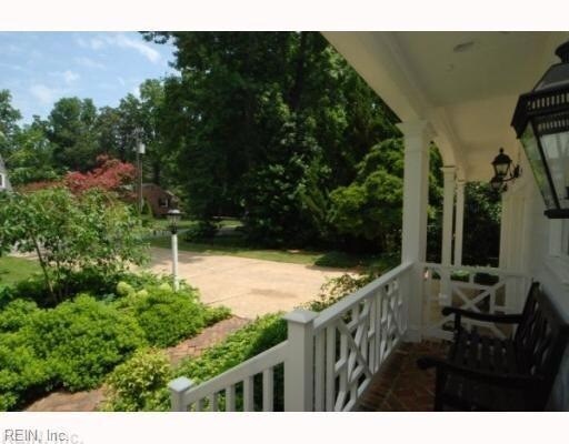 Foto del edificio - 925 Windsor Rd