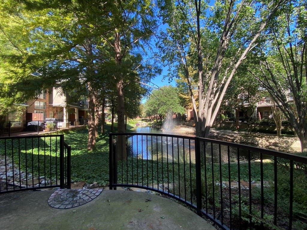 Building Photo - 14871 Towne Lake Cir