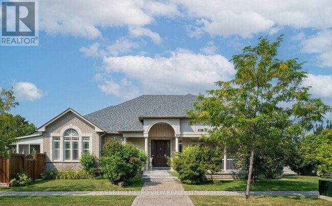 Building Photo - 250 Sunset Ridge