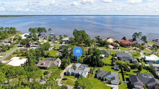 Foto del edificio - 104 Colony Harbour Rd