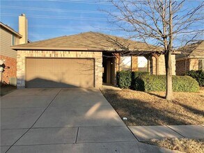 Building Photo - 13240 Padre Ave