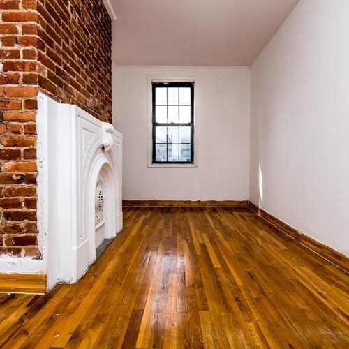 Foto del edificio - 99 Hall St