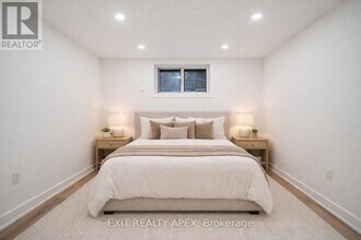 Building Photo - 343 Greenwood Ave