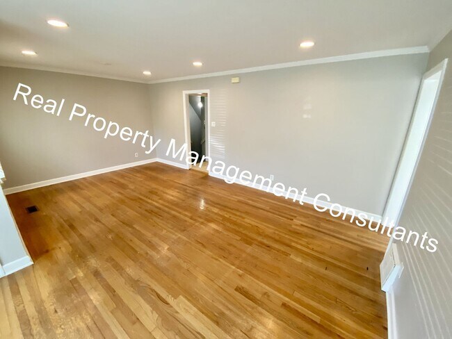 Building Photo - Charming 3-Bedroom Ranch Home in Roeland Park