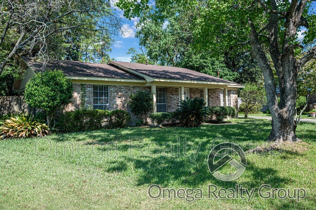 Building Photo - 21 Cullen Dr