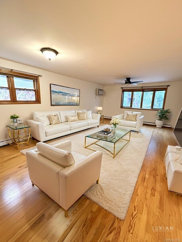 Foto principal - 56-17 135th St