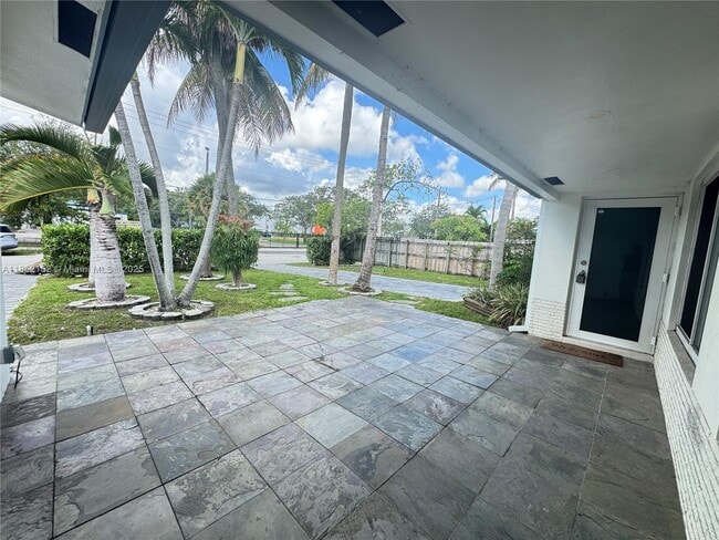 Foto del edificio - 1709 SW 5th Pl